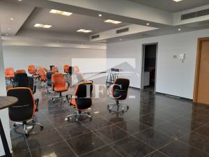 La Marsa&nbsp;Berge Du Lac&nbsp;Location&nbsp;Appart. 1 pi�ce&nbsp;Open space  180m lac 1 ifcl173