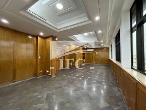 Bab Bhar Montplaisir Bureaux & Commerces Bureau Bureau en 5 espaces  130m