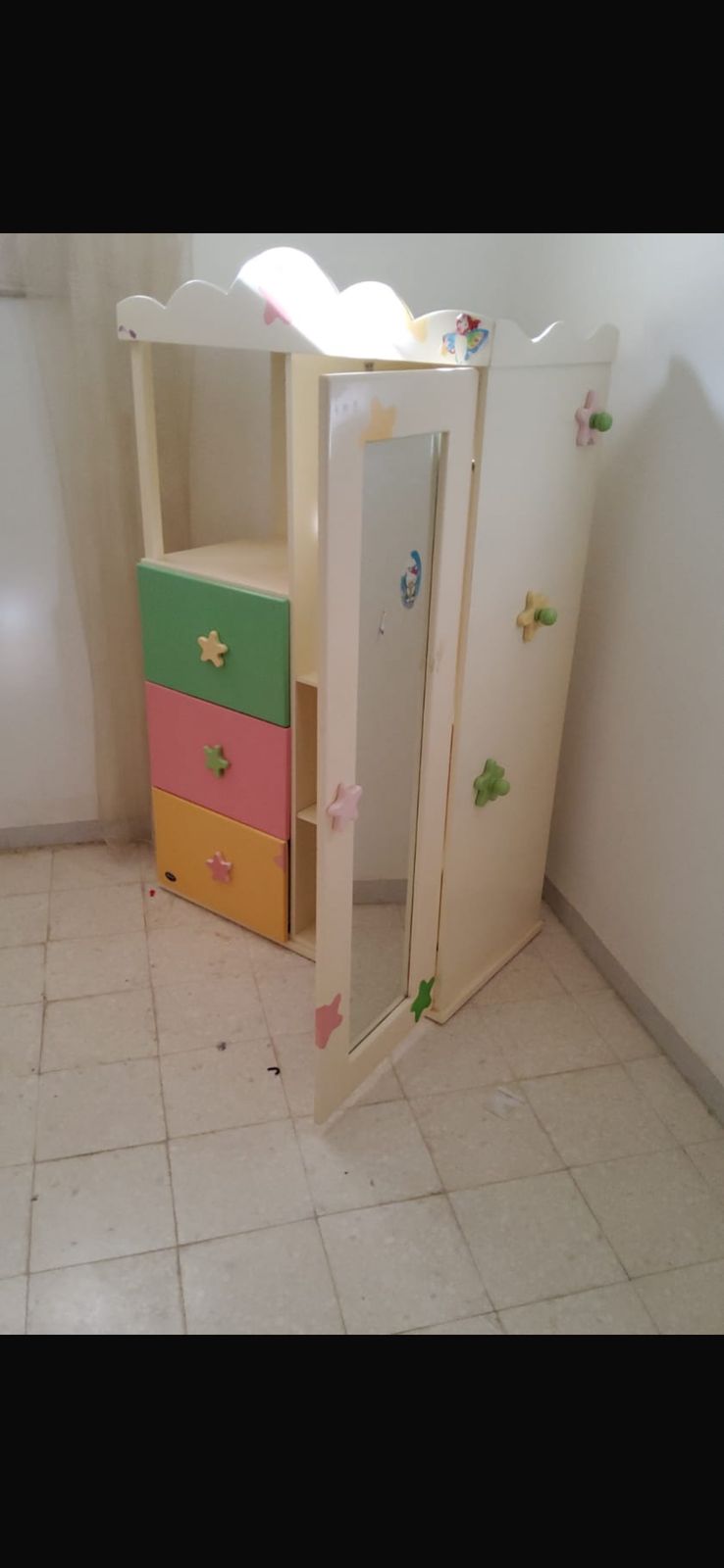 Kairouan Sud Kairouan Meubles d'enfant Chambres d'enfant Chambre enfants lit armoire et coiffeuse