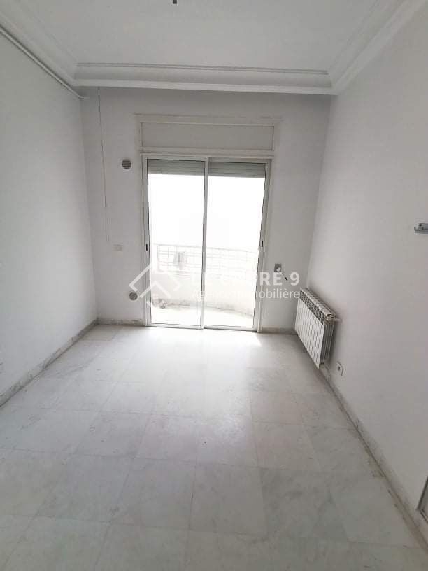 La Marsa El Aouina Vente Appart. 2 pices Un s1 de 65m2  cit les palmeraies