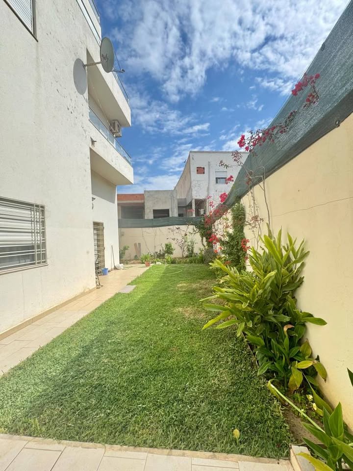 Ain Zaghouan Ain Zaghouan Vente Appart. 2 pices Appartement s2 aux jardins de l'aouina