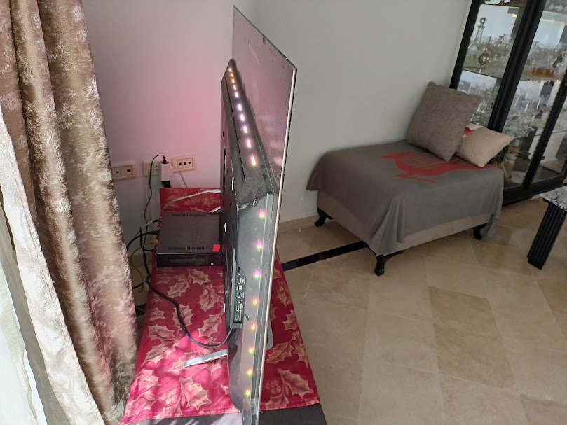 Raoued Ariana Essoughra Tlviseur Tl. LED Tv android philips