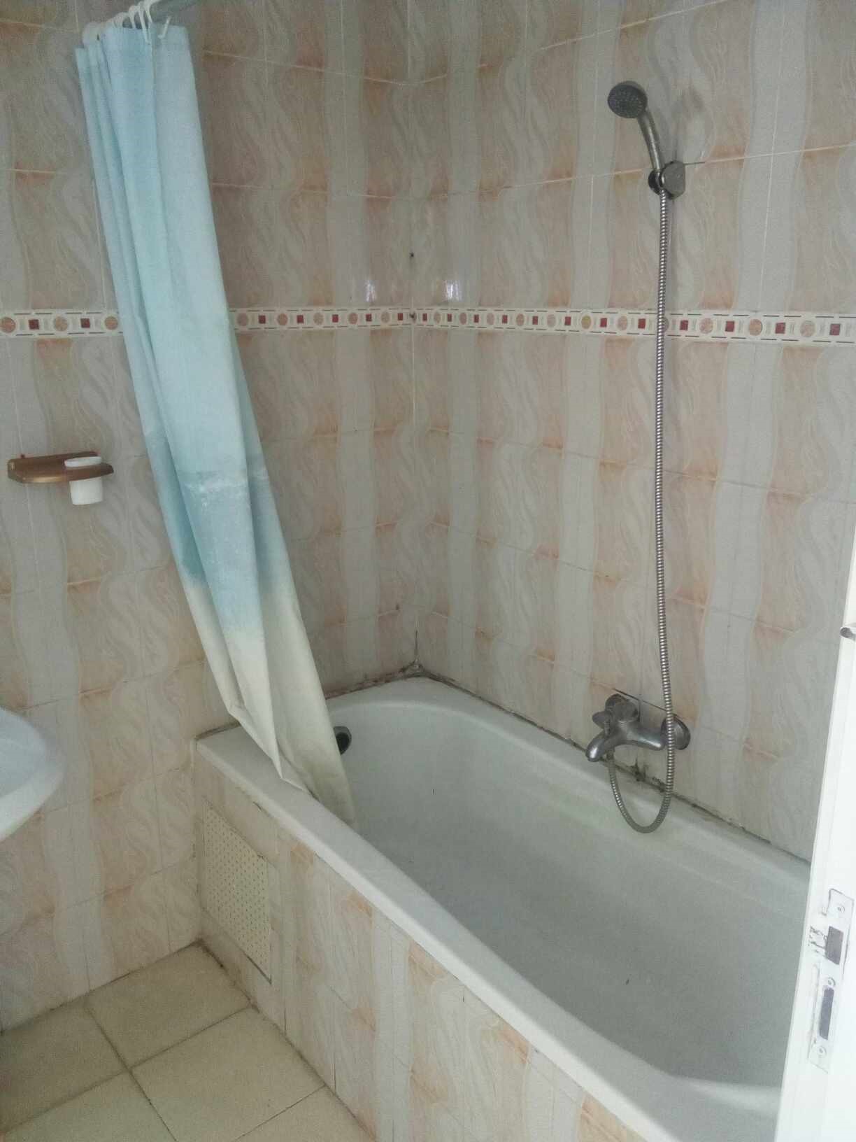 Hammam Lif Cite Ennouzha Location Appart. 3 pices Appartement au 2 eme etage