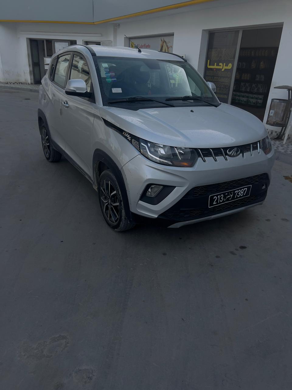 Raoued Cite El Ghazala 1 Mahindra Autre Modle Mahindra kuv 100