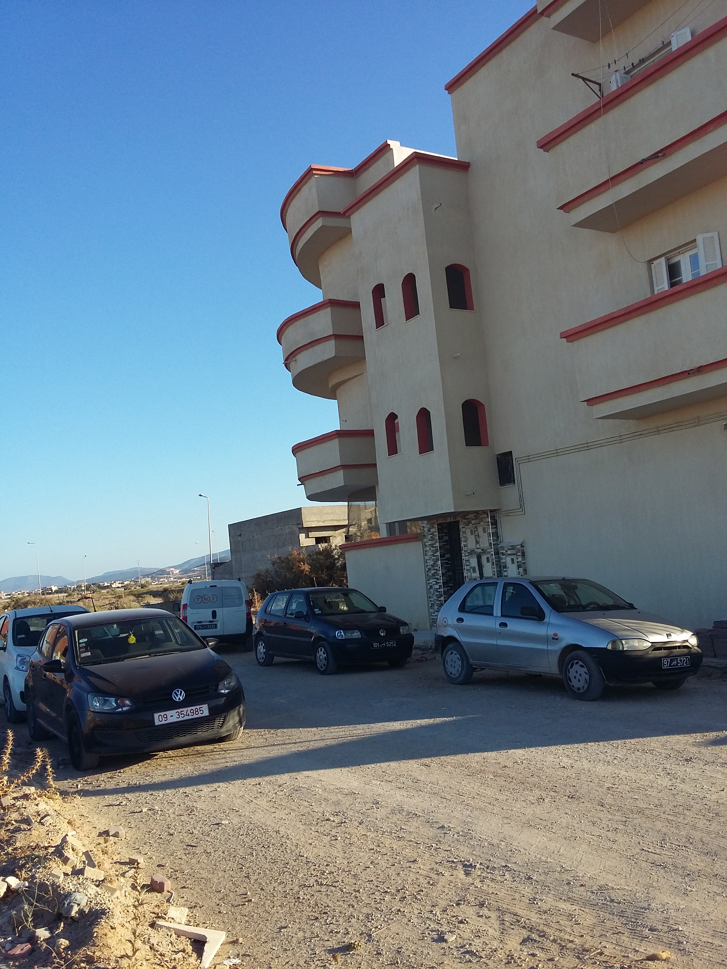 Hammam Chatt Borj Cedria Location Appart. 3 pices Splendide appartement 2eme tage cite afh cdria