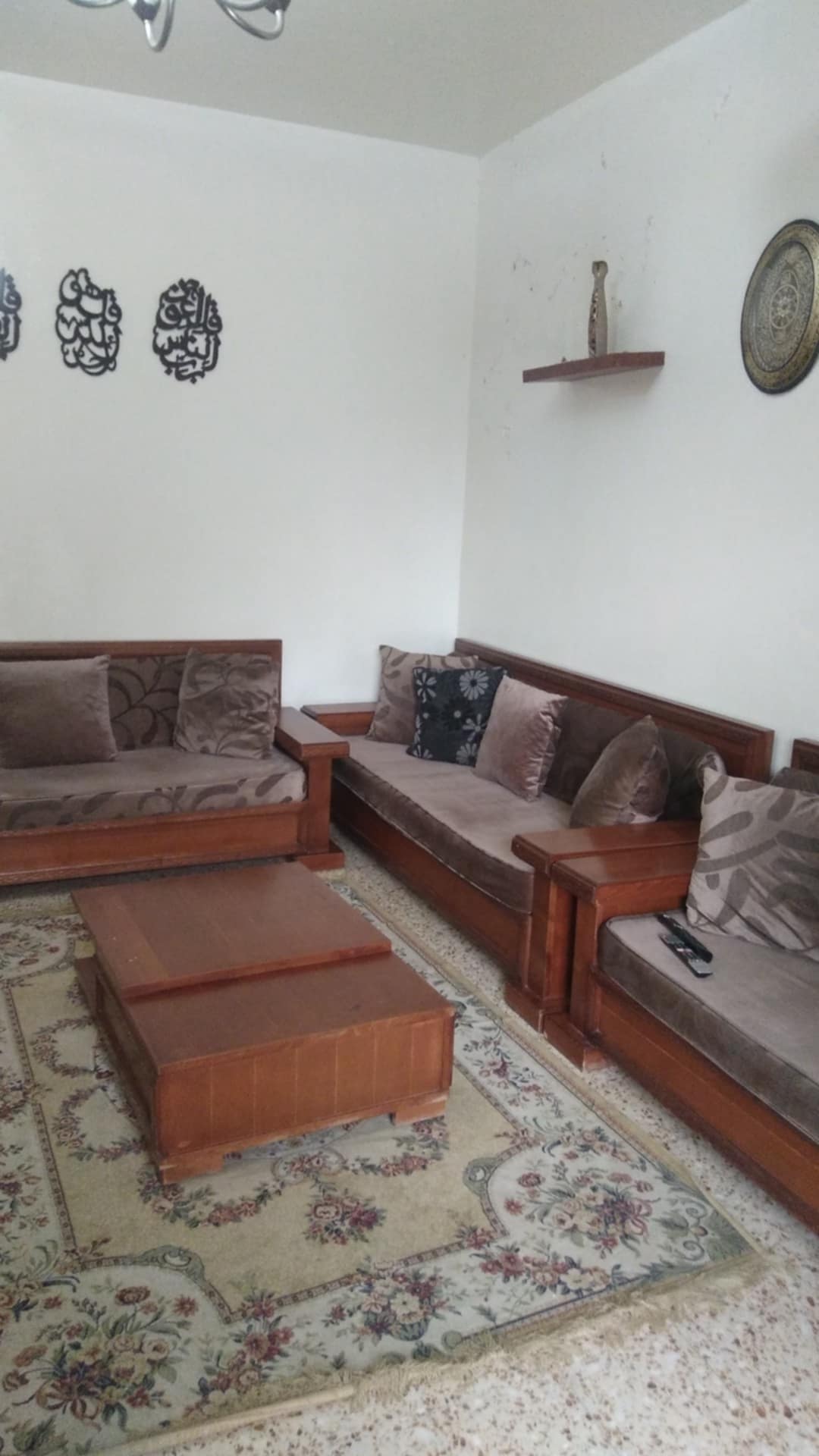 El Ouerdia El Ouerdia Salon - Salle  manger  Canaps Salon sjour 3 bancs