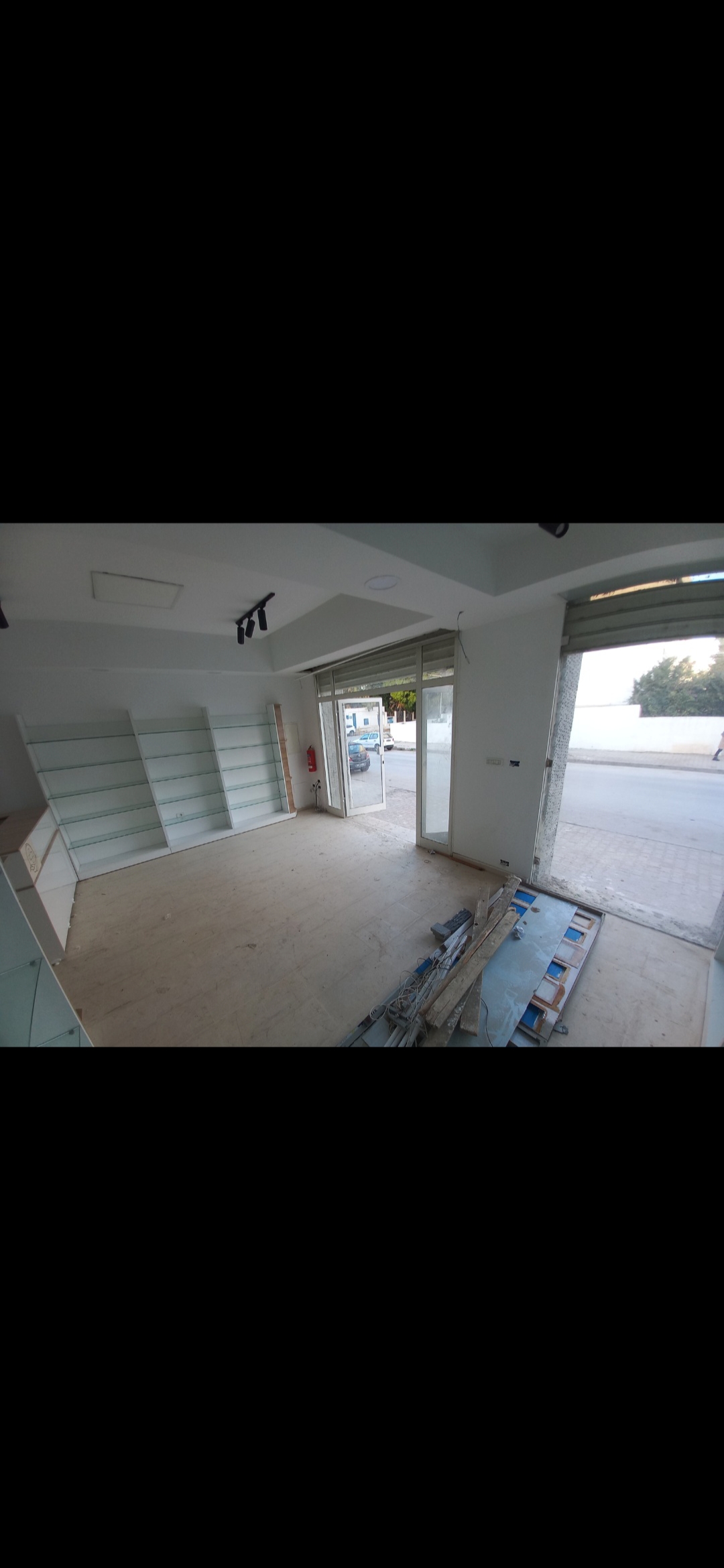 Ariana Ville Borj El Baccouche Bureaux & Commerces Fond de Commerce Local commercial ariana