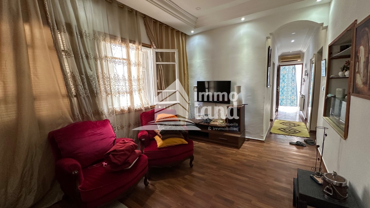 La Marsa Cite El Mhiri Location Appart. 4 pices Rdc de villa s3 meubl  la marsa