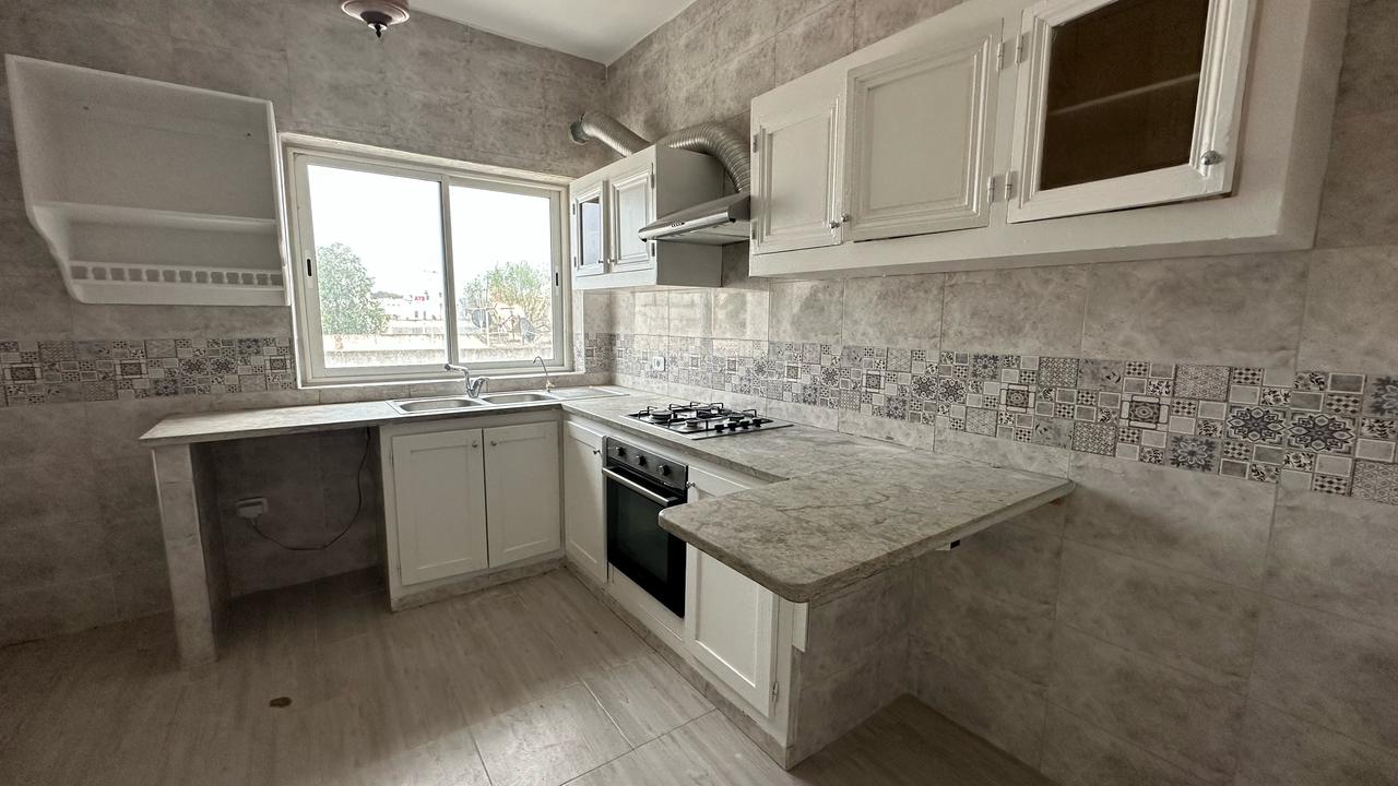 La Marsa Cite El Ahmadi Location Appart. 4 pices Appartement s3  la marsa plage
