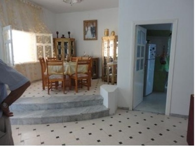 Mnihla Jardins d'el Menzah Location Appart. 3 pices 3ch 2sb  rdc  proche centre comecl jardin menzah2