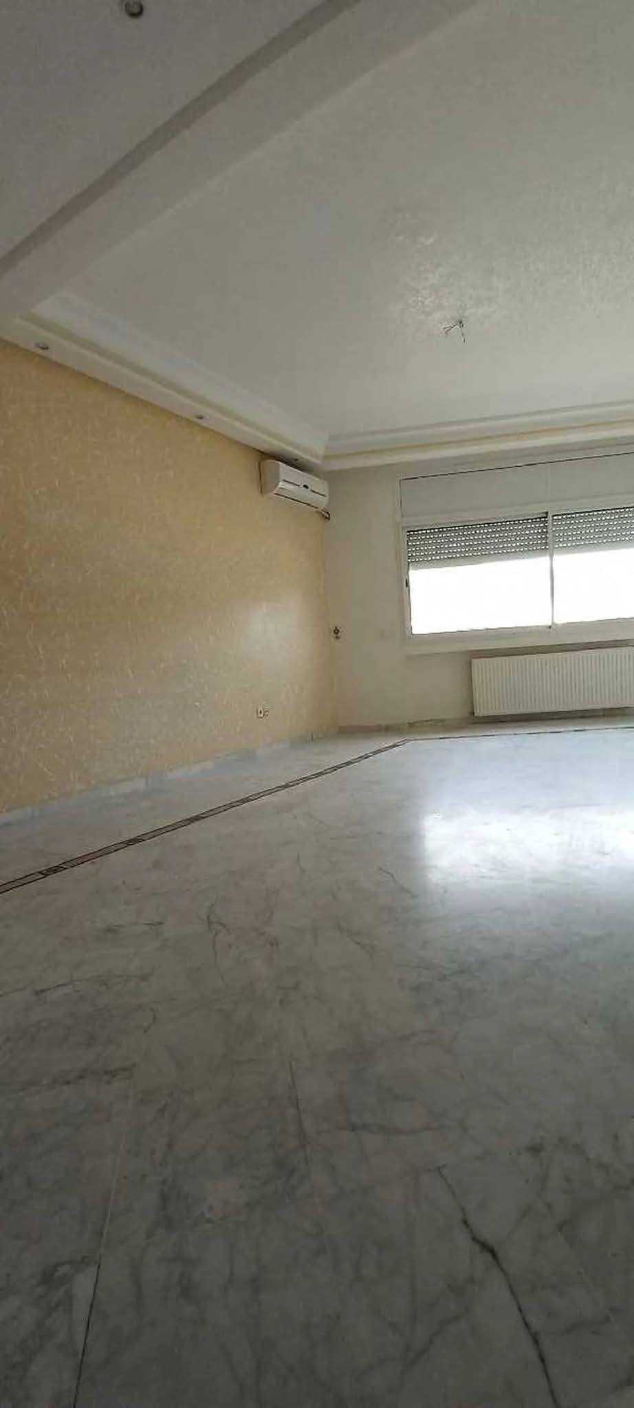 Ariana Ville Riadh Landlous Location Appart. 5 pices+ Riadh el andalous spacieux appartement s3