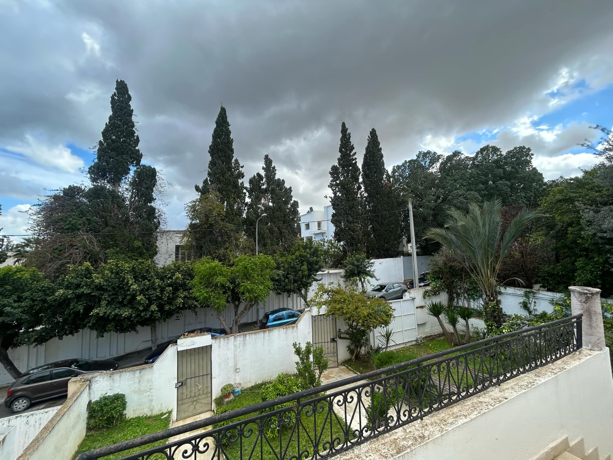 El Menzah Cite El Mahrajene Location Maisons Etage de villa cit mahrajne