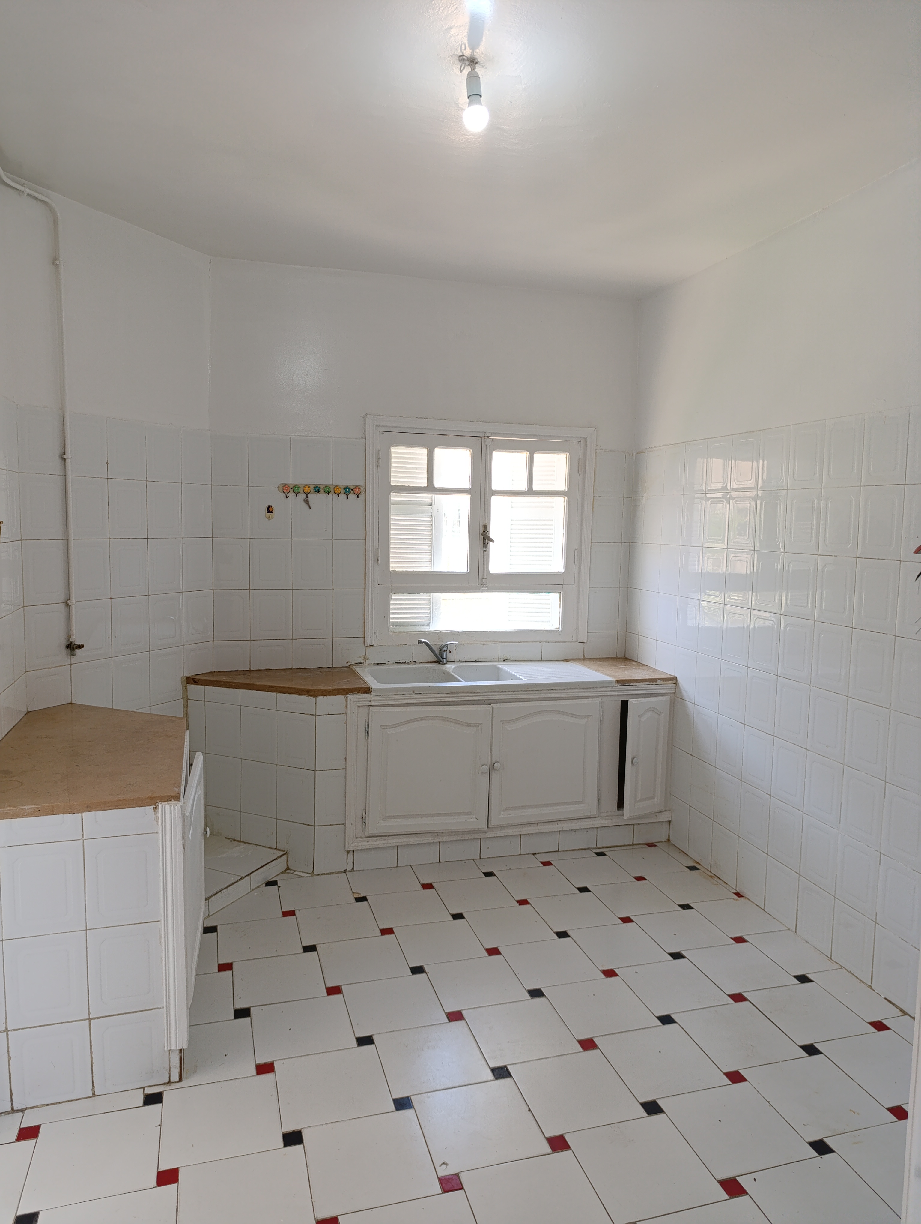Ben Arous Ben Arous Location Appart. 3 pices 1er tage d'un appartement ezzahra s3