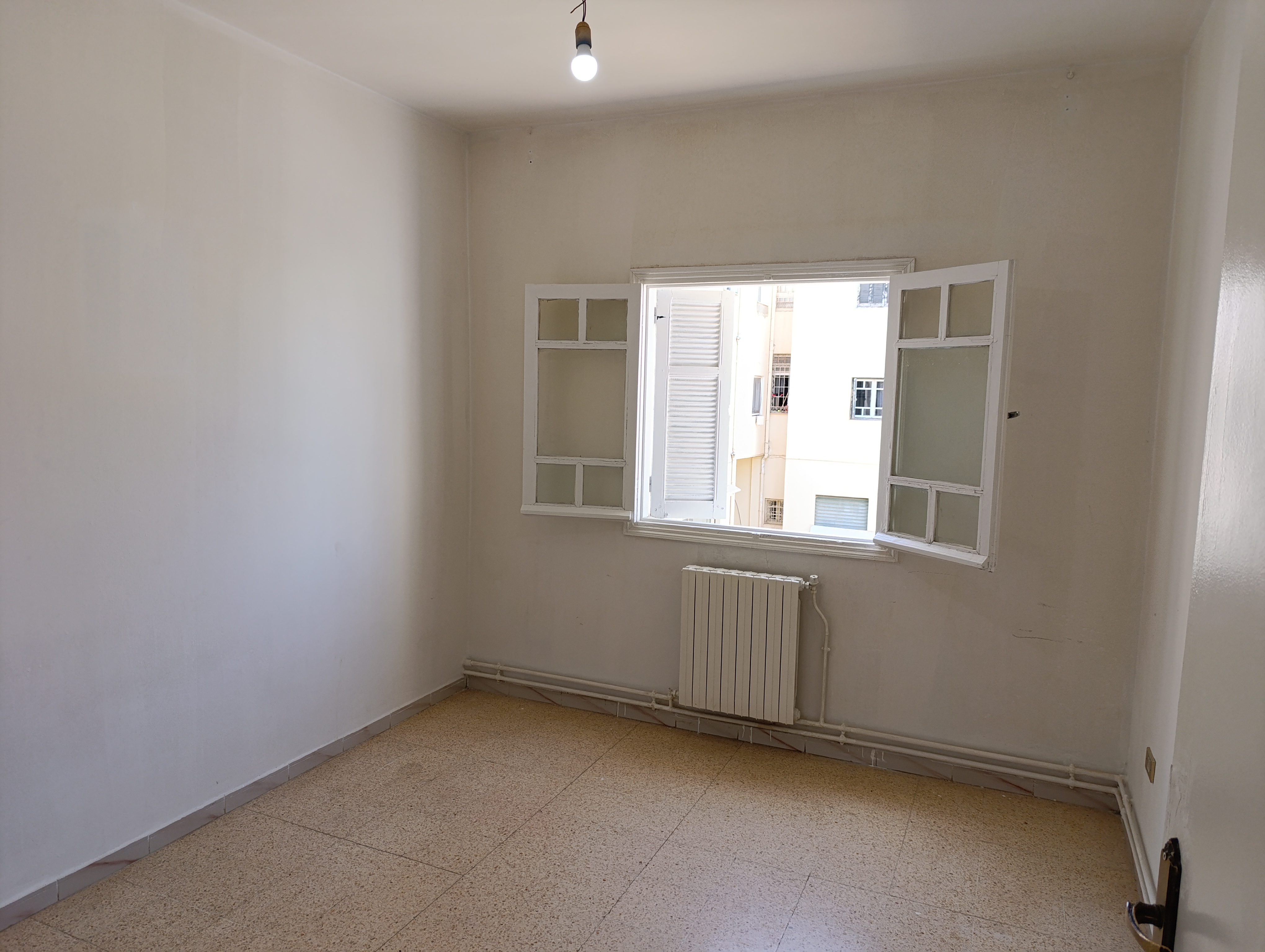 Ben Arous Ben Arous Location Appart. 3 pices 1er tage d'un appartement ezzahra s3