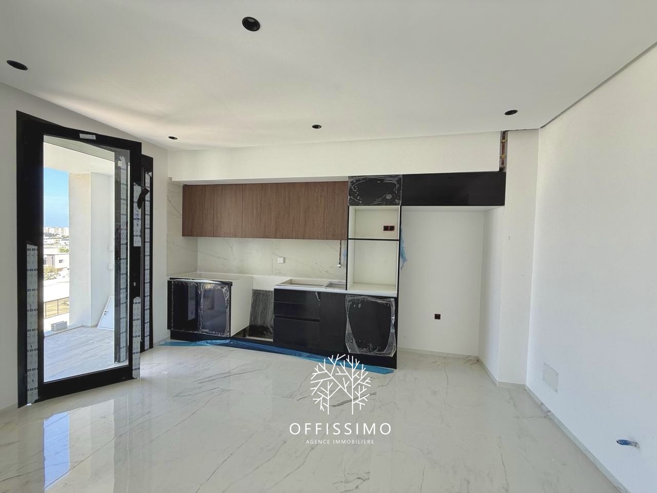 La Soukra La Soukra Vente Appart. 2 pices S2 avec vue panoramique 2 suites
