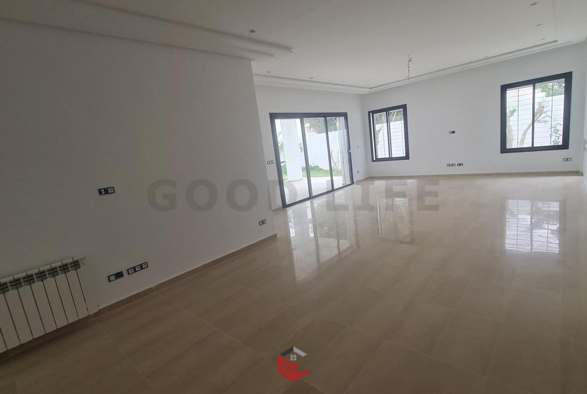 El Menzah El Menzah 4 Location Appart. 5 pices+ S4 avec jardin et chambre de service  menzah 4