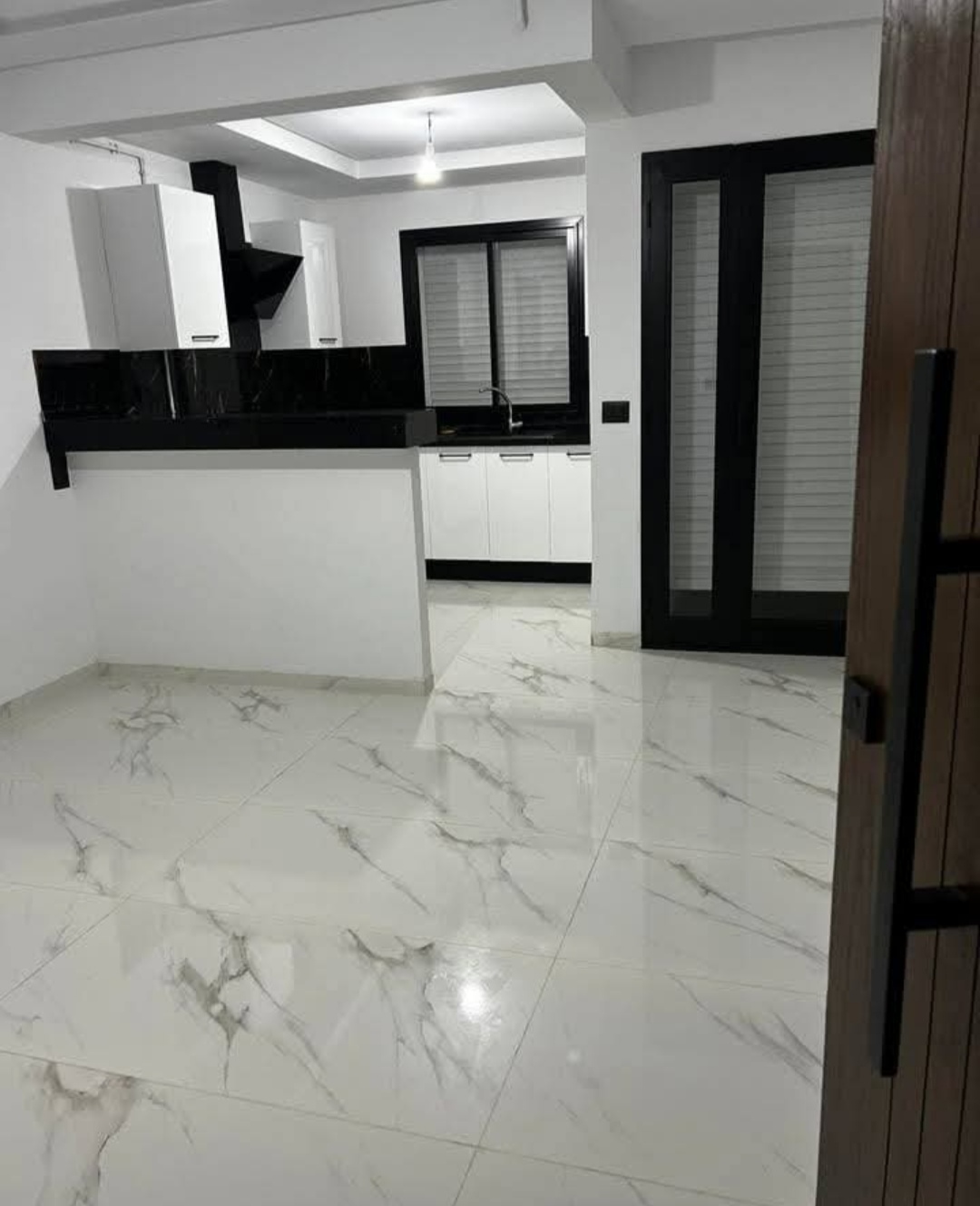 Ain Zaghouan Ain Zaghouan Location Appart. 2 pices S1 haut standing a l'aouina