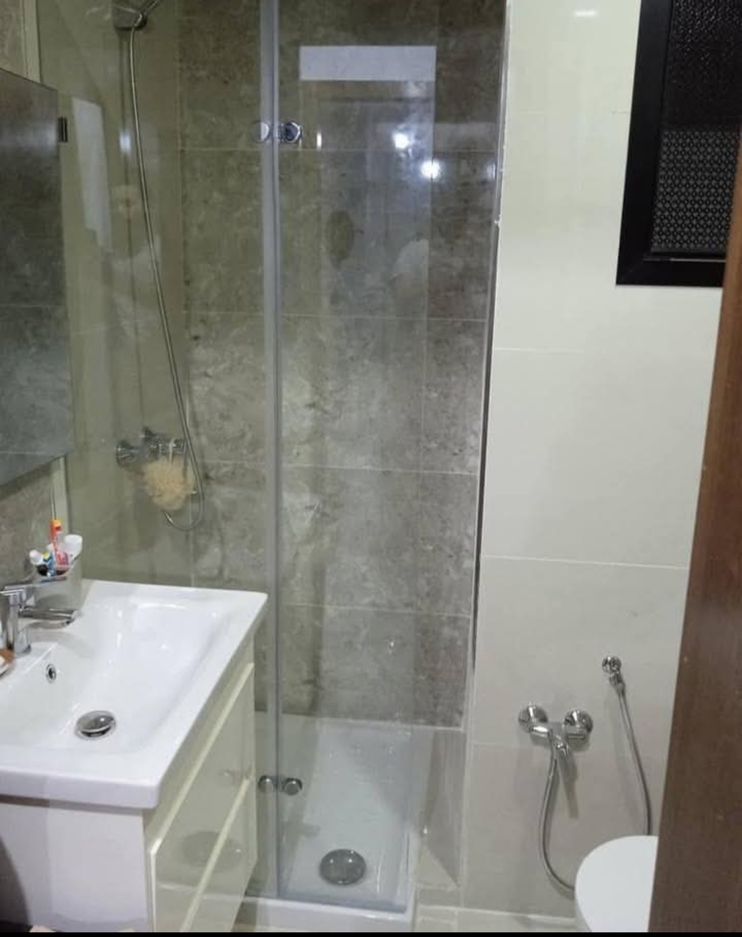 Ain Zaghouan Ain Zaghouan Location Appart. 2 pices S1 haut standing a l'aouina