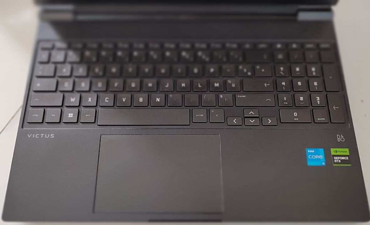 La Soukra Borj Louzir HP  / Compaq Autre Pc portable hp victus 15