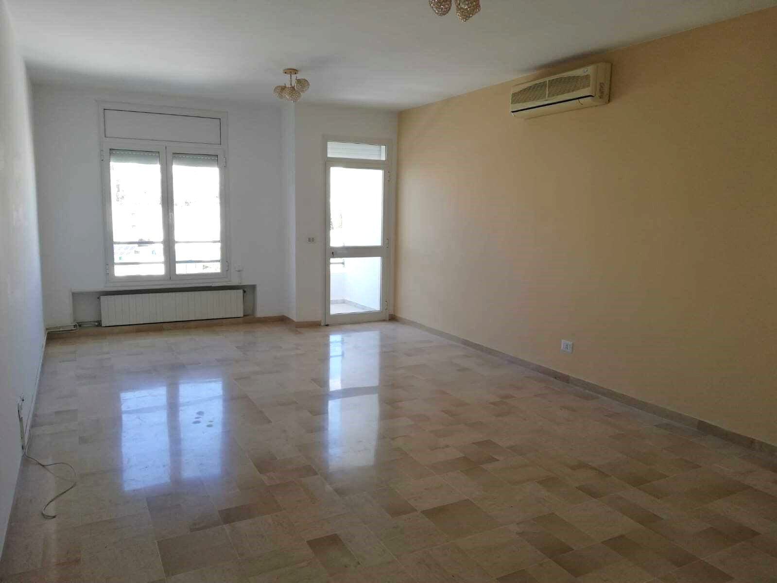 Ariana Ville Cite Ennasr 2 Location Appart. 5 pices+ Appart s4 spacieux  ennasr