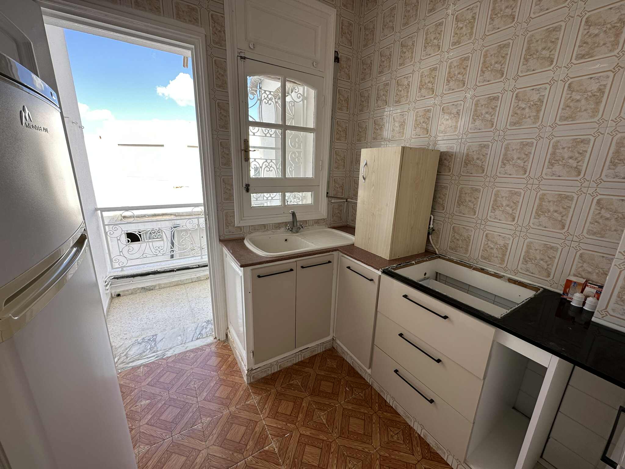 Ariana Ville Cite Ennasr 2 Location Appart. 3 pices Appartement s2  ennasr 2