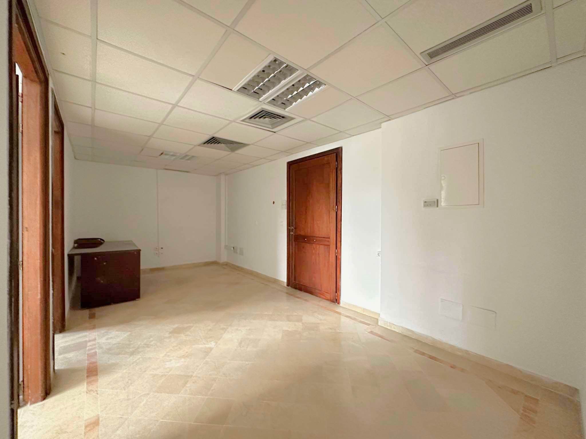 Cite El Khadra Zone urbaine nord Bureaux & Commerces Bureau Bureau a4 au centre urbain nord