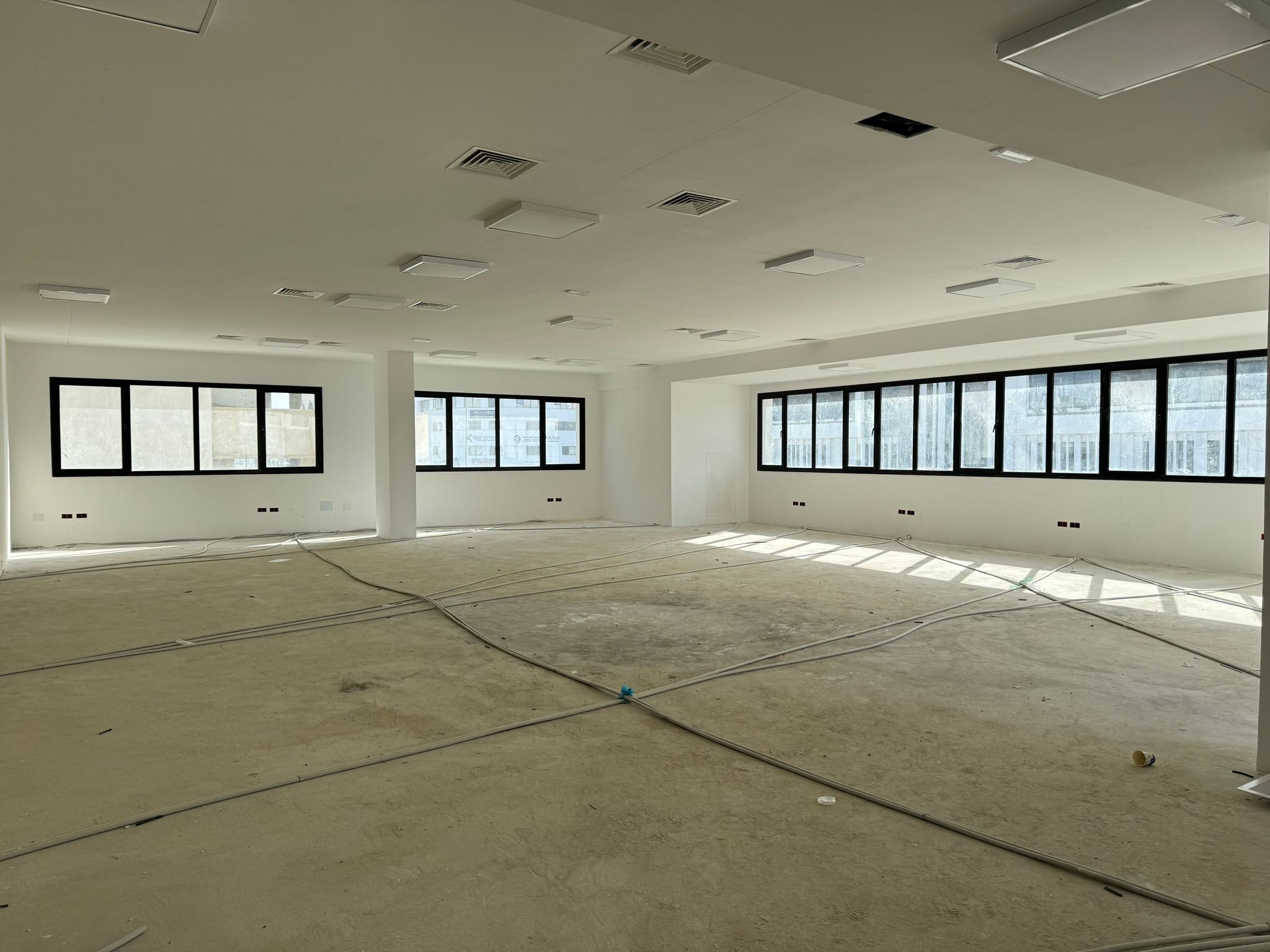 El Kram Le Kram Bureaux & Commerces Bureau Immeuble bureautique neuf 4800 m2 au lac 3 kram
