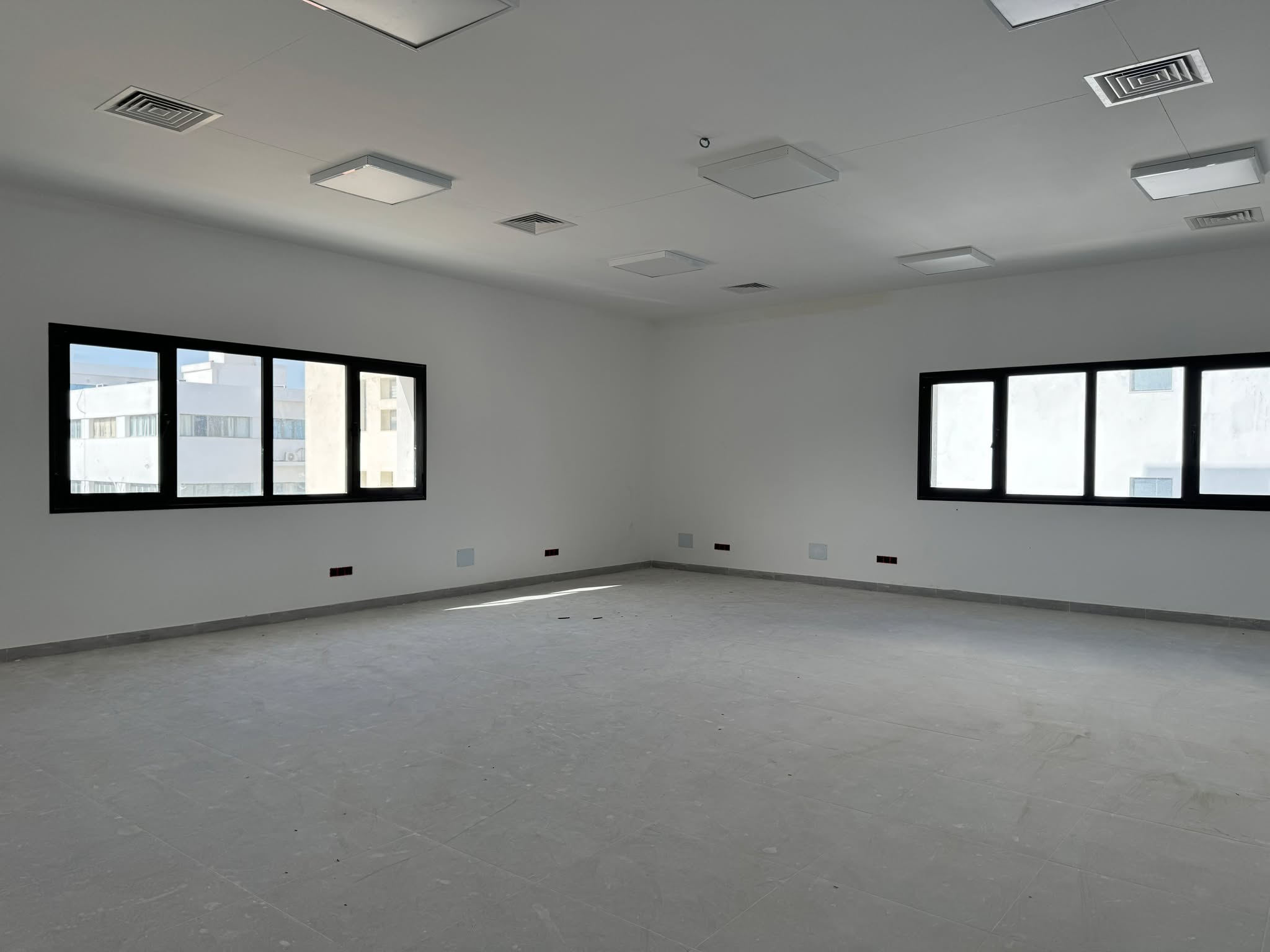 El Kram Le Kram Bureaux & Commerces Bureau Immeuble bureautique neuf 4800 m2 au lac 3 kram