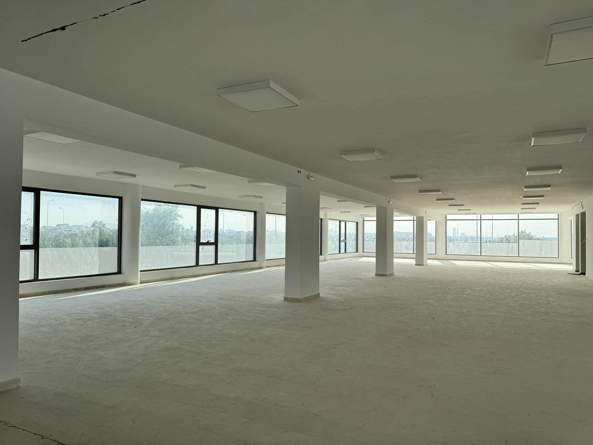 El Kram Le Kram Bureaux & Commerces Bureau Immeuble bureautique neuf 3800 m hs au lac3 kram