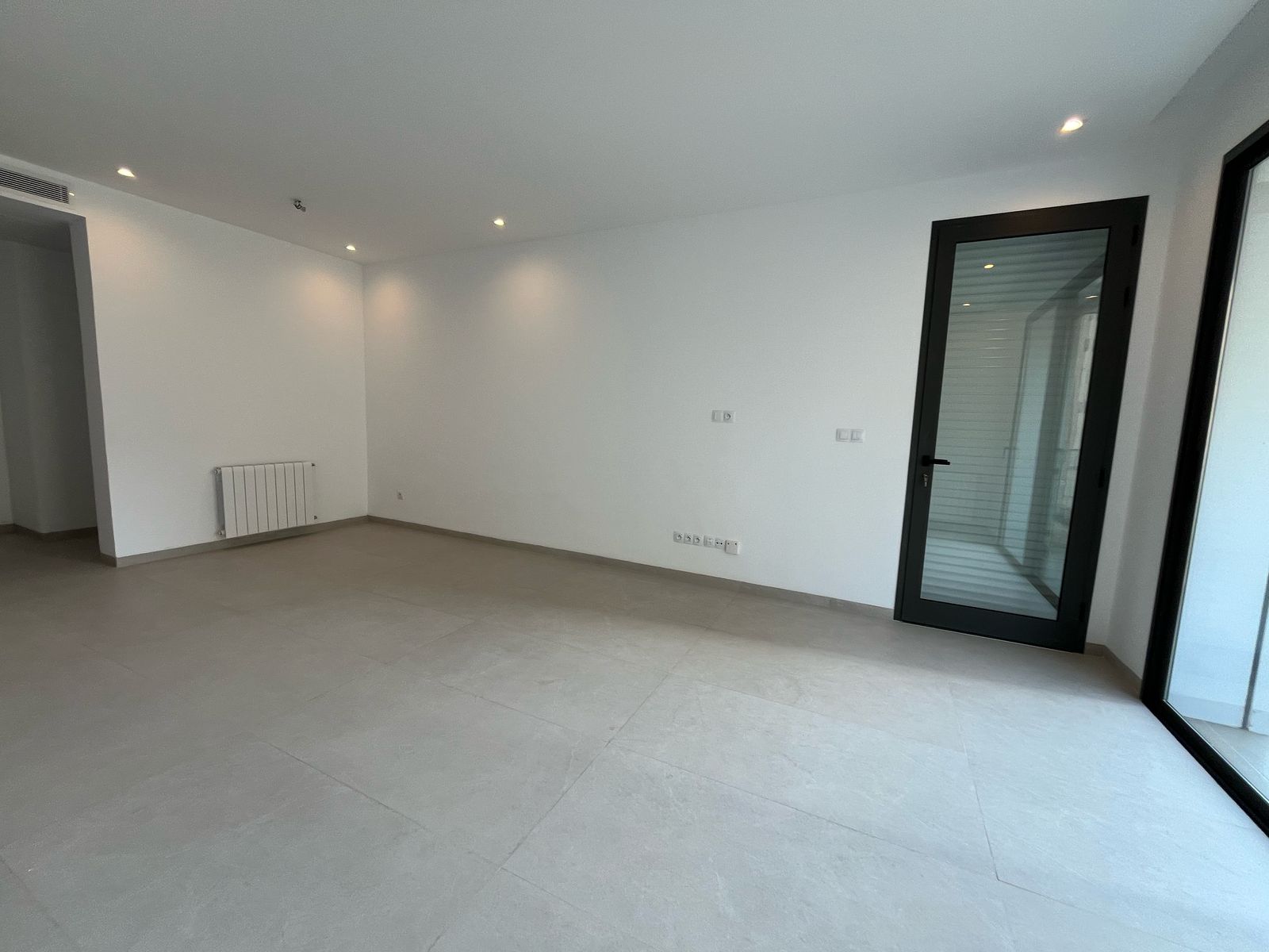 Ain Zaghouan Ain Zaghouan Location Appart. 3 pices Appartement s2 jamais habit  ain zaghouen nord