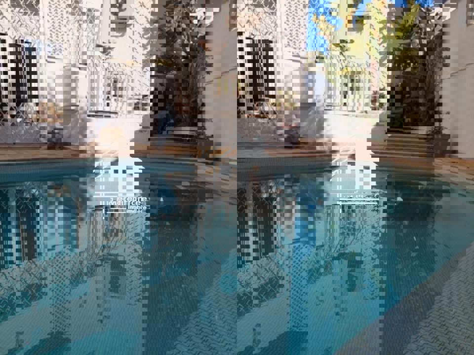 La Marsa Marsa Ennassim Location Appart. 4 pices Villa meubl avec piscine  la marsa cit les pins