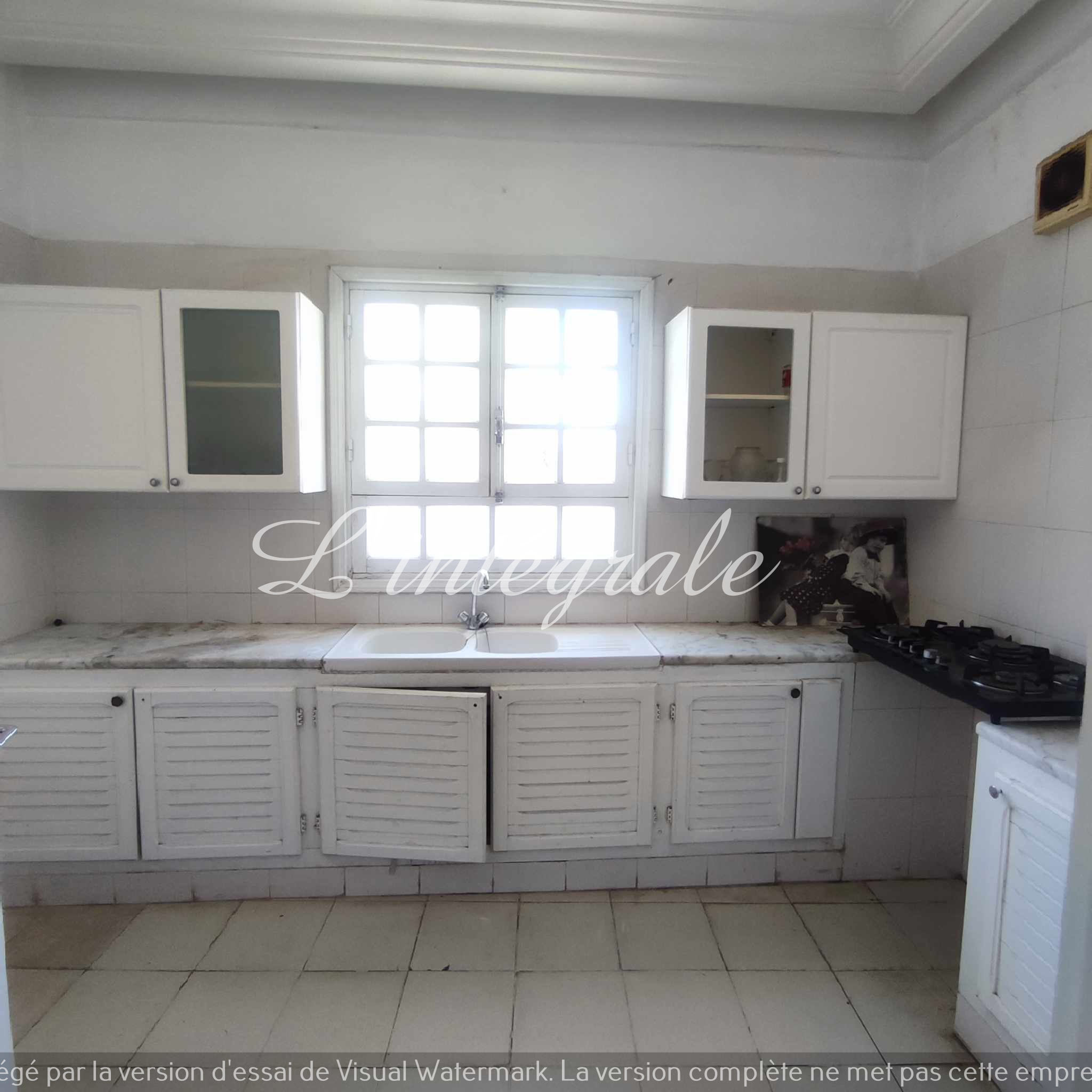 Ariana Ville El Menzah 7 Location Appart. 4 pices S3 tage de villa vide ou meubl