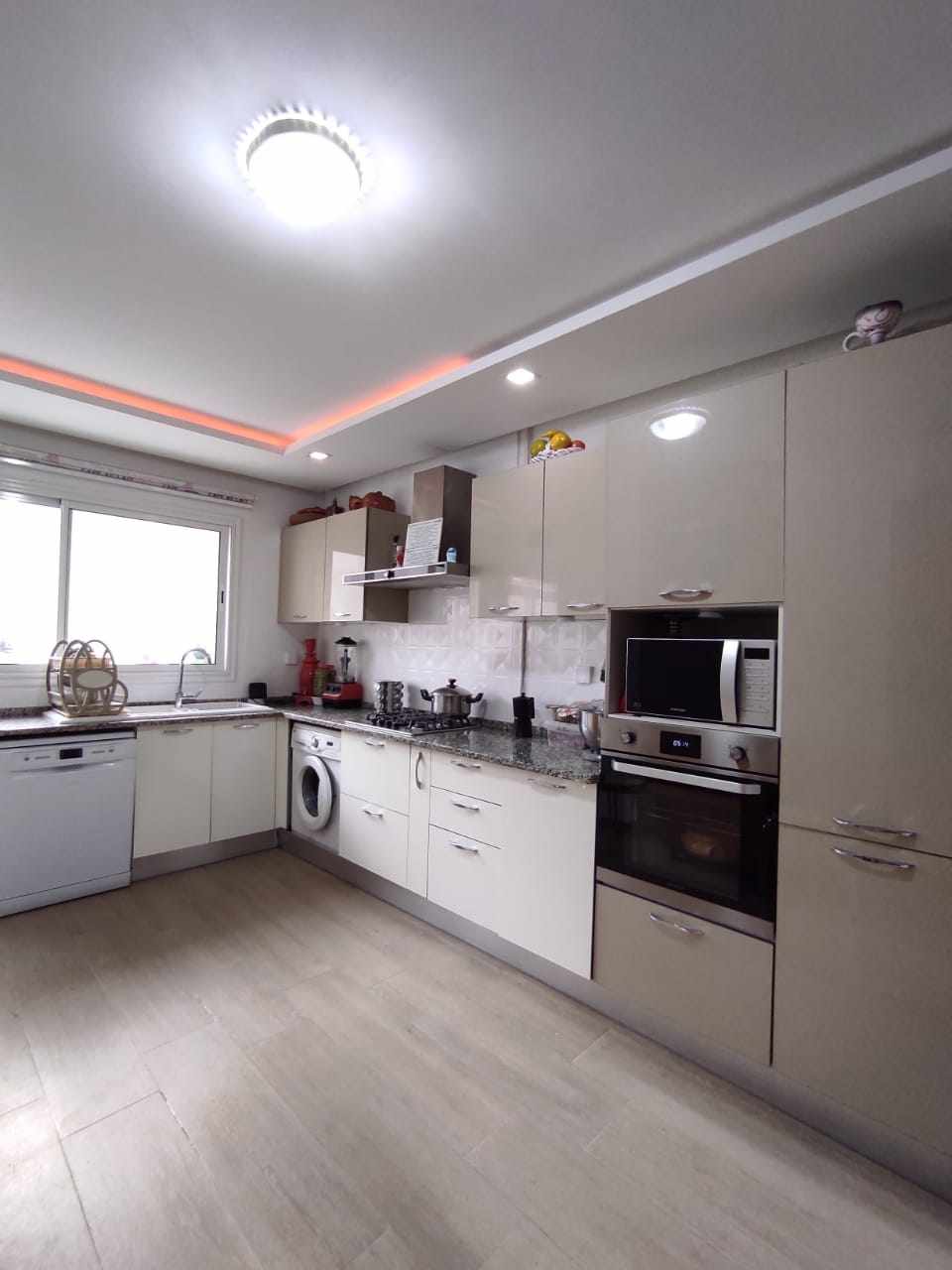 La Soukra La Soukra Vente Appart. 4 pices Splus3 la soukra chotrana 1