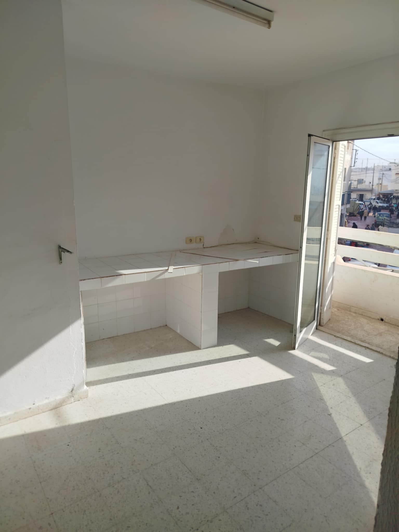 Ariana Ville Ariana Location Appart. 4 pices Quadruplex utilisation commerciale
