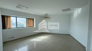 Ariana Ville Borj El Baccouche Location Appart. 1 pice Bureau s2 de 75m2  borj baccouche