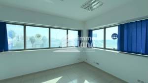 Ariana Ville Borj El Baccouche Location Appart. 1 pice Bureau s2 de 75m2  borj baccouche