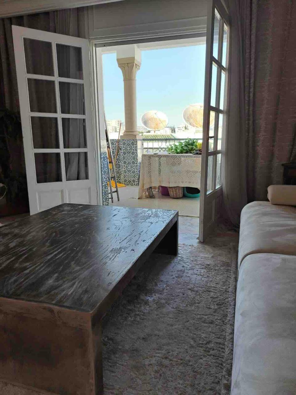 Ariana Ville Cite Ennasr 1 Location Appart. 4 pices Appartement en trs bon tat