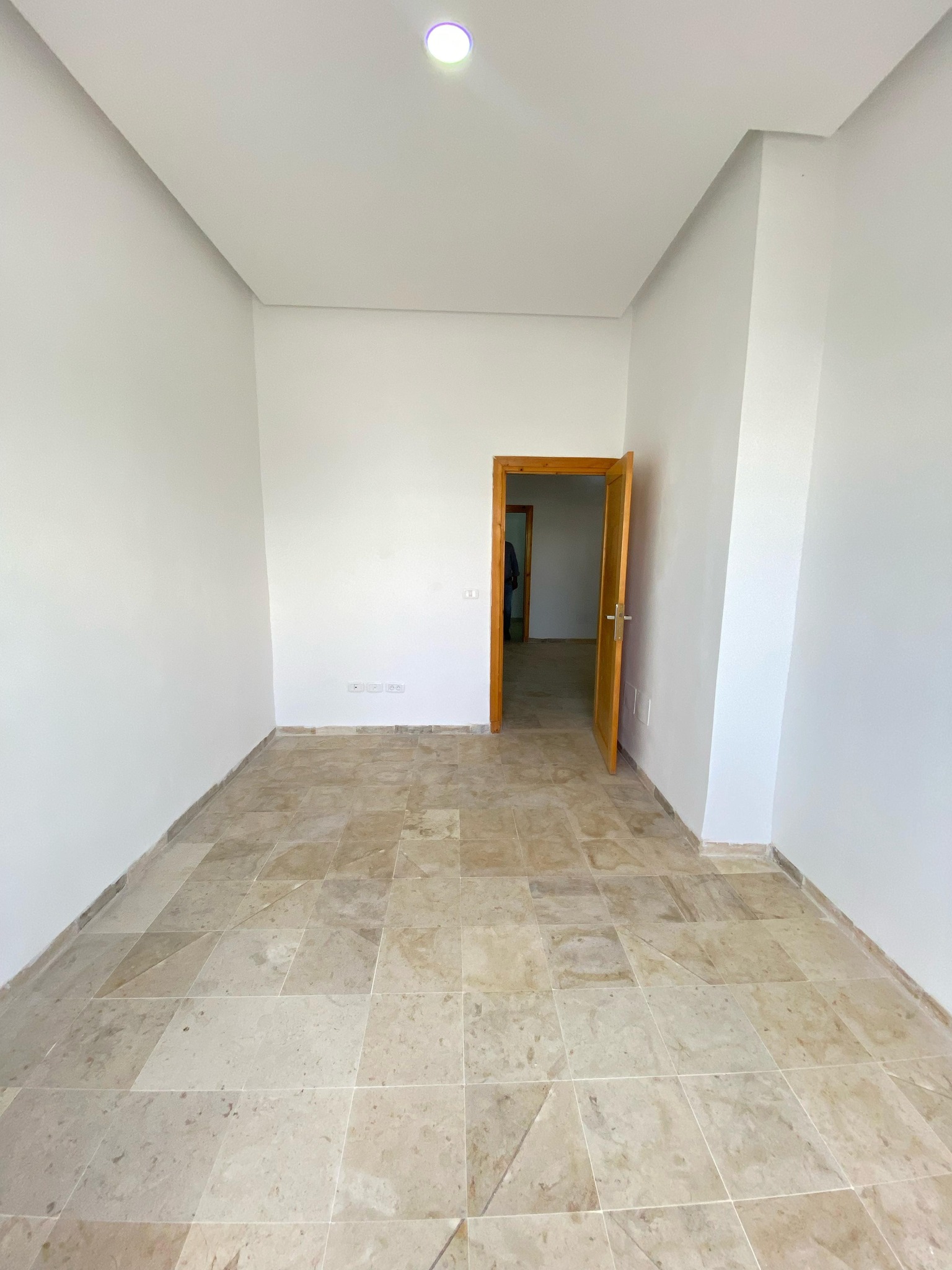 El Mourouj El Mourouj Vente Appart. 1 pice Bureau s1  mourouj 5