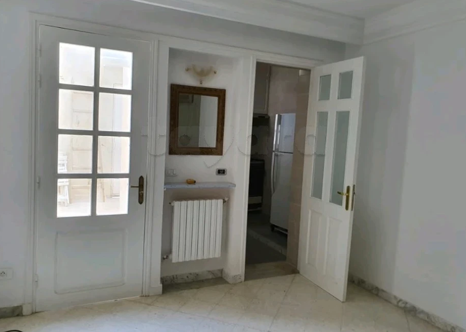 Mnihla Cite Ennasr Location Appart. 2 pices Spacieux studio s1 au rdc de villa  ennasr