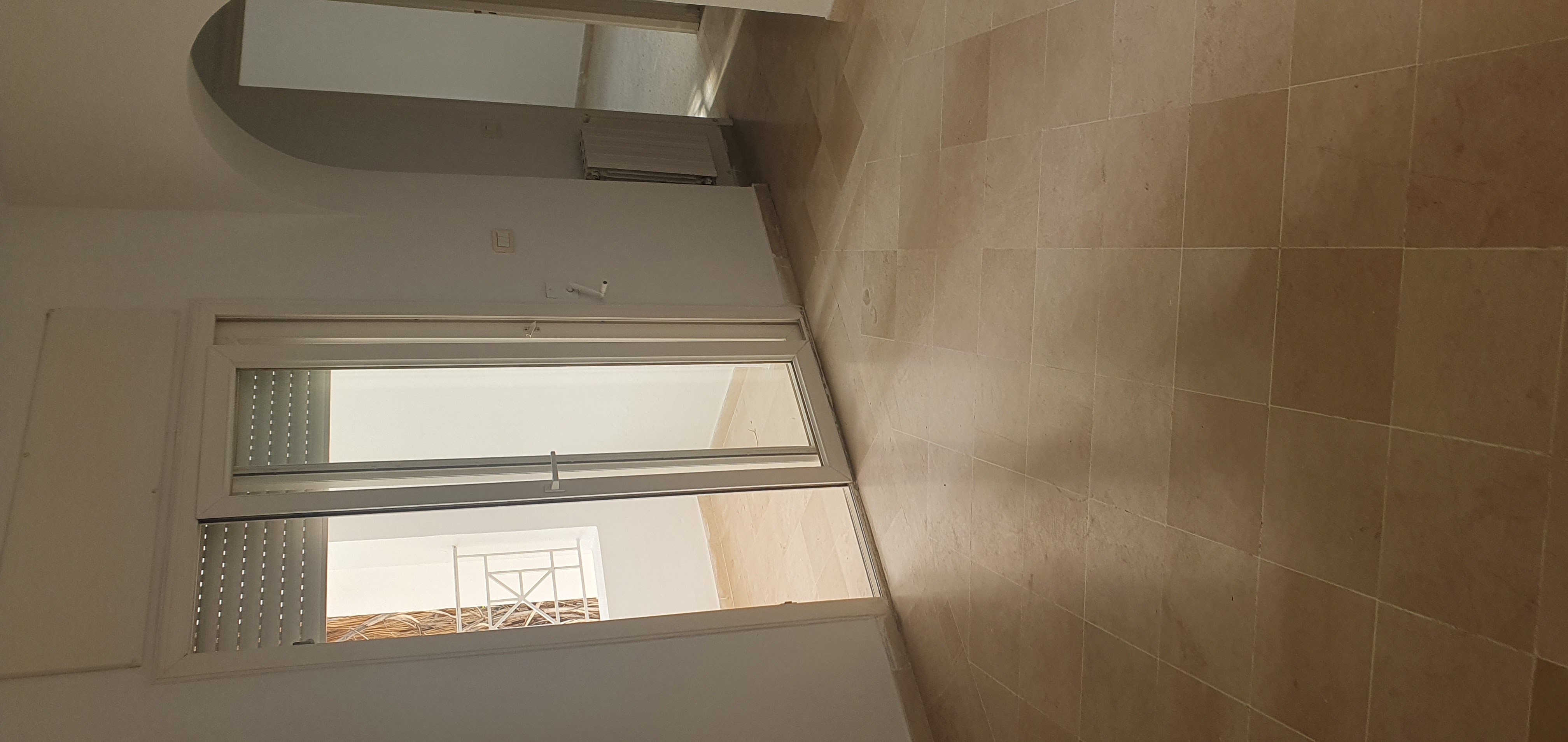 El Menzah El Menzah 9 Location Appart. 3 pices Appartement s2  menzah9b