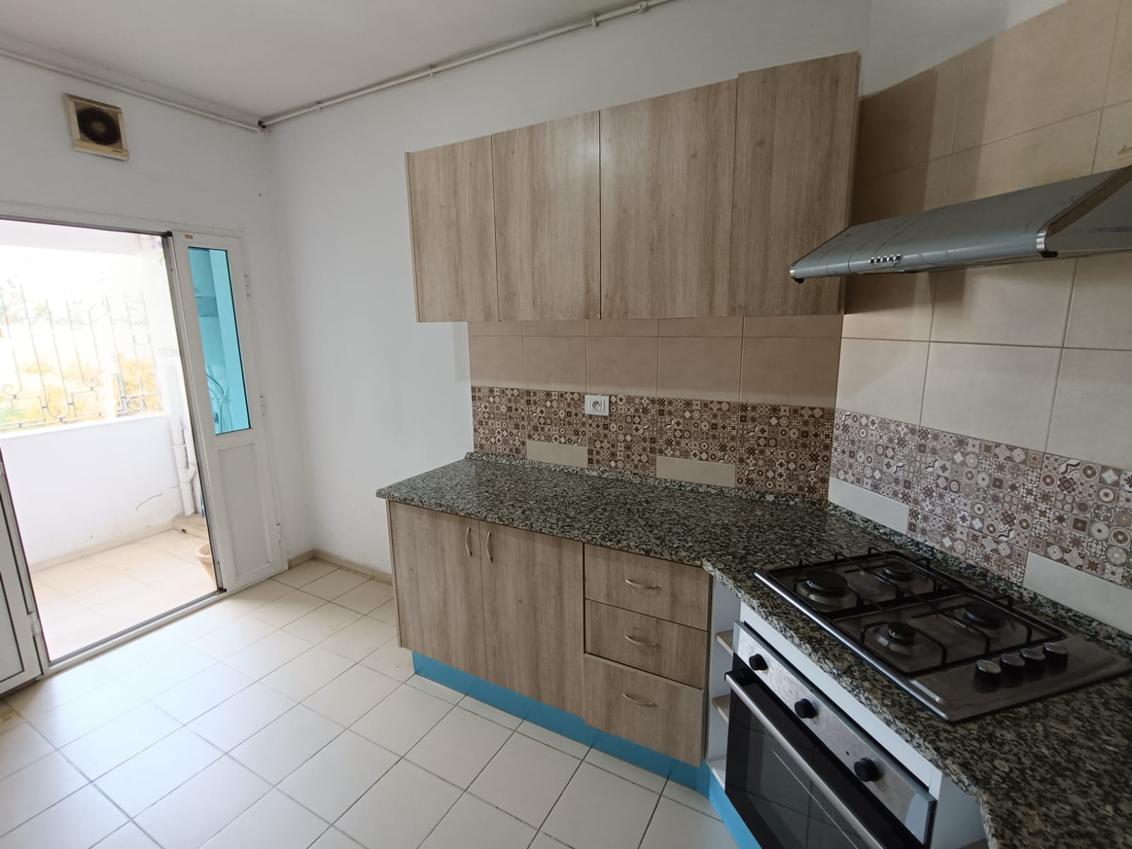 Mnihla Cite Ennasr Location Appart. 2 pices Joli studio s1  ennasr2
