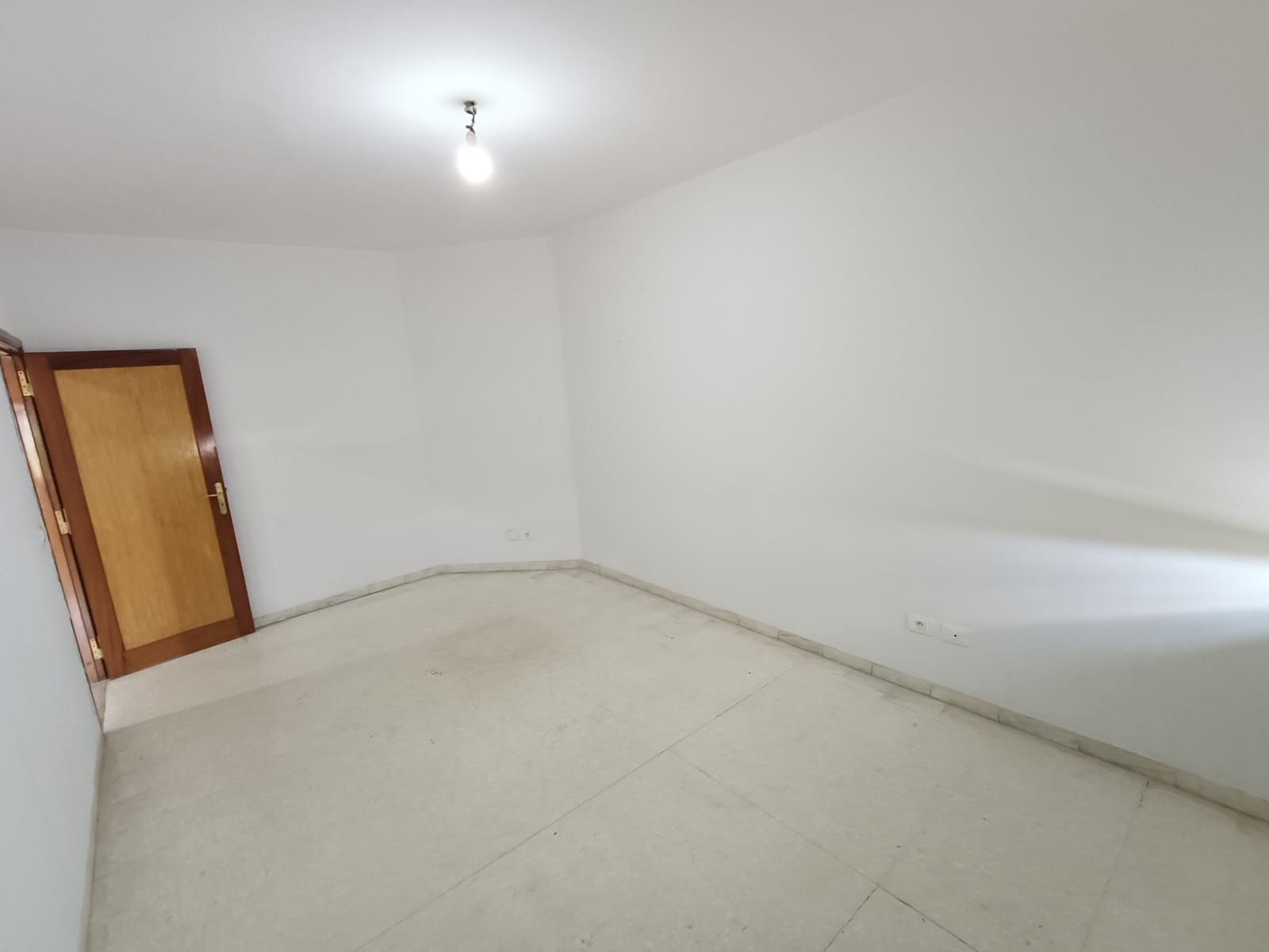 Mnihla Cite Ennasr Location Appart. 2 pices Joli studio s1  ennasr2