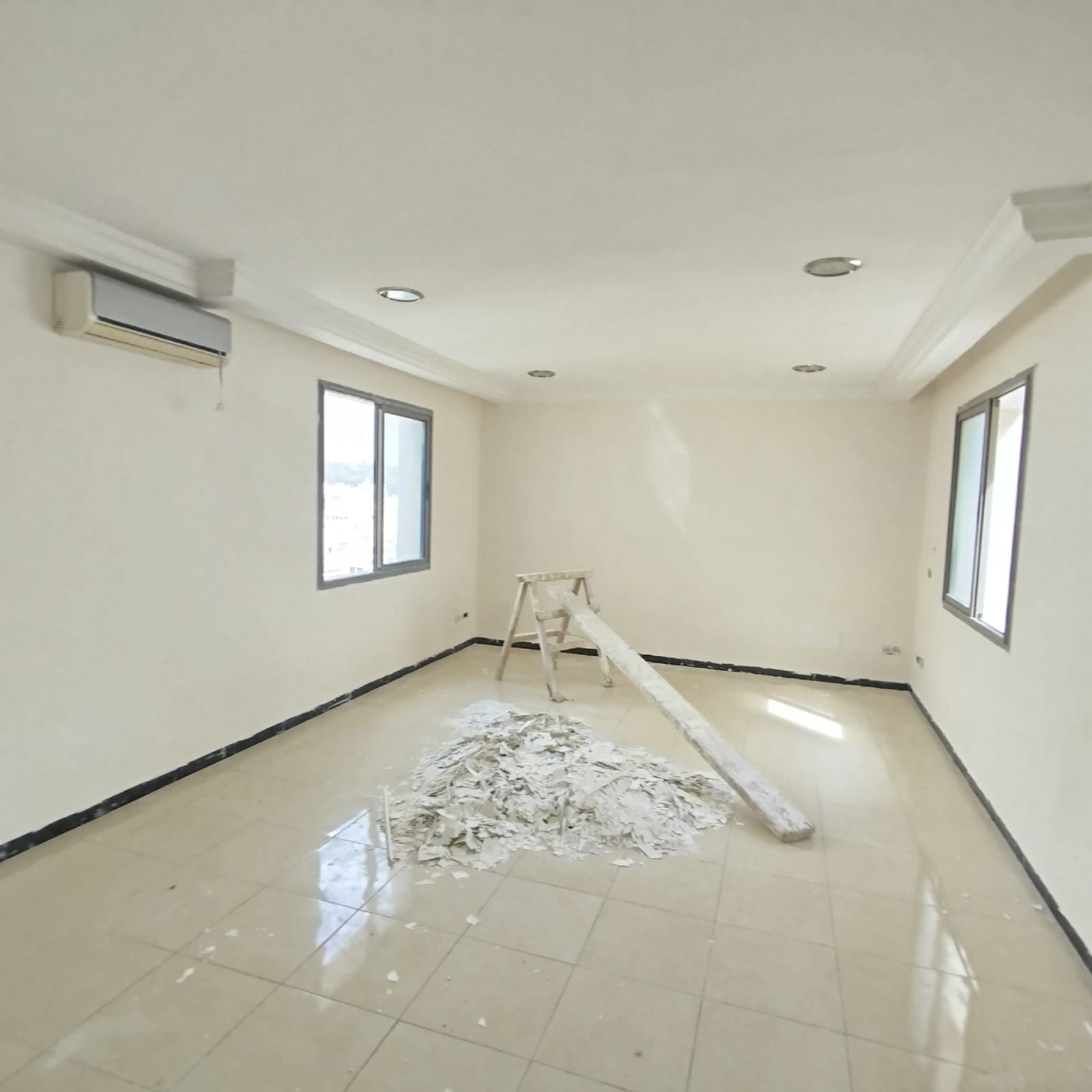 Bab Bhar Montplaisir Location Appart. 2 pices Un bureau de 3 pices  lafayette