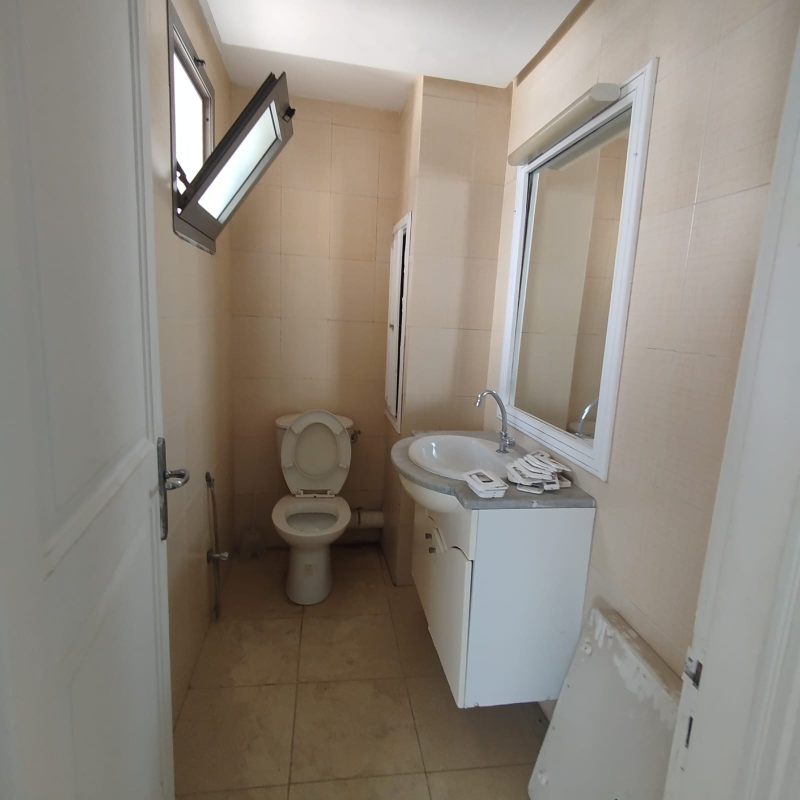 Bab Bhar Montplaisir Location Appart. 2 pices Un bureau de 3 pices  lafayette