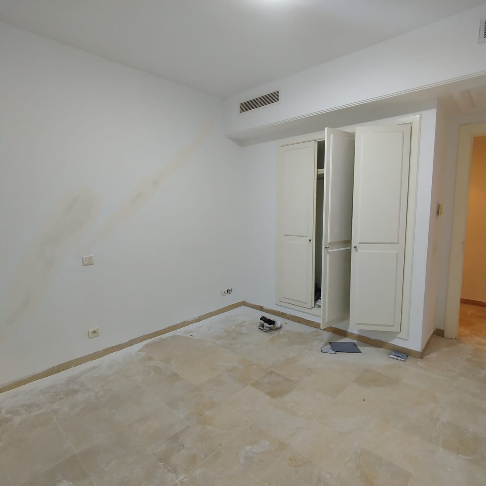 Ariana Ville Nouvelle Ariana Vente Appart. 4 pices Bel appartement s3  la nouvelle ariana