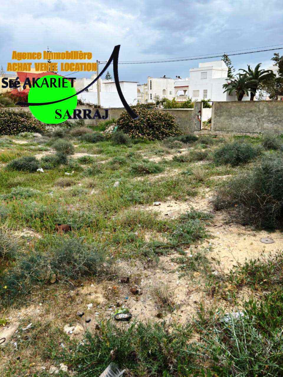 Akouda Chatt Meriem Terrain Terrain nu Terrain cltur 648m  150m de plage chatt mariem