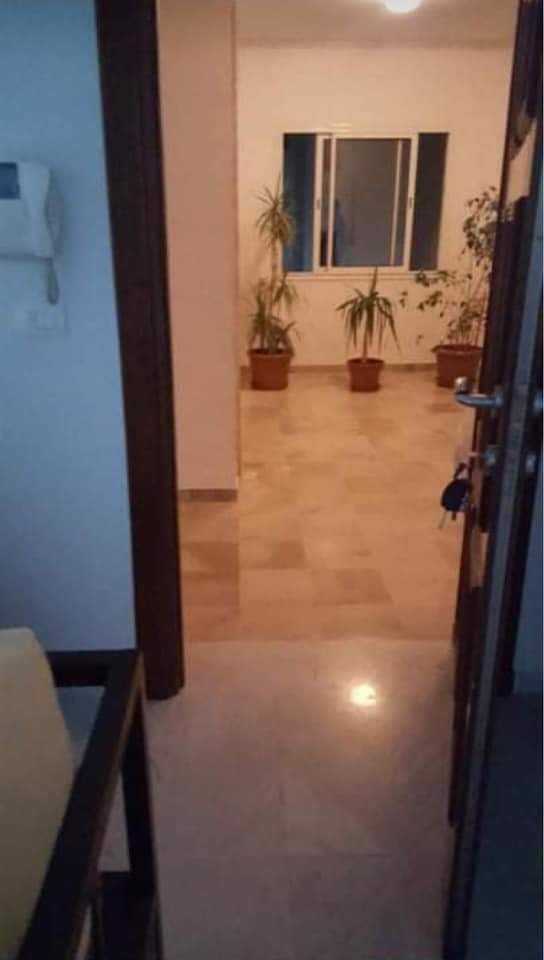 Mnihla Jardins d'el Menzah Location Appart. 2 pices Un appart s plus 1 jardin d'el manzeh 2