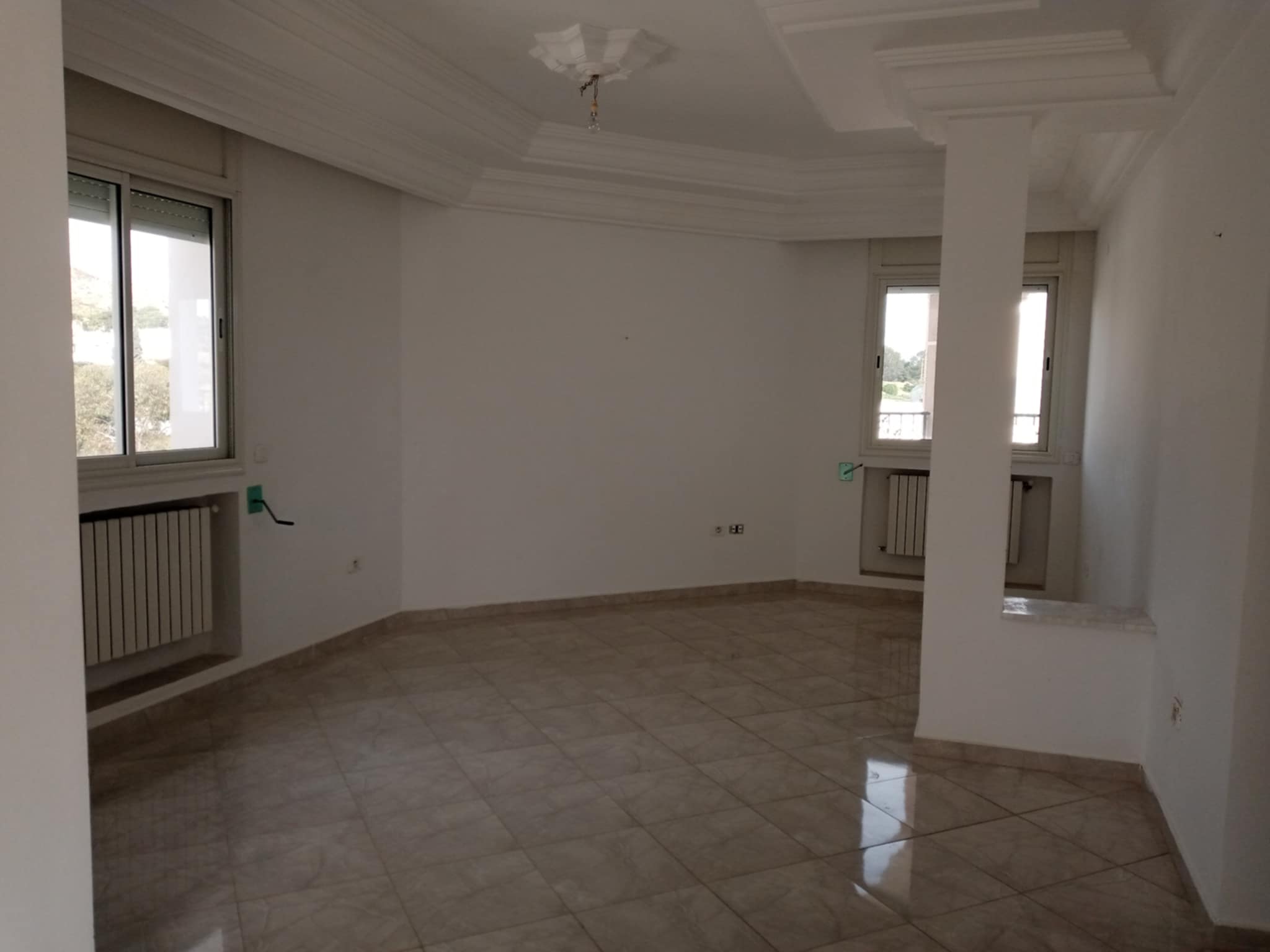 Ariana Ville Riadh Landlous Location Appart. 3 pices tage d'une villa s 3 riadh landalos