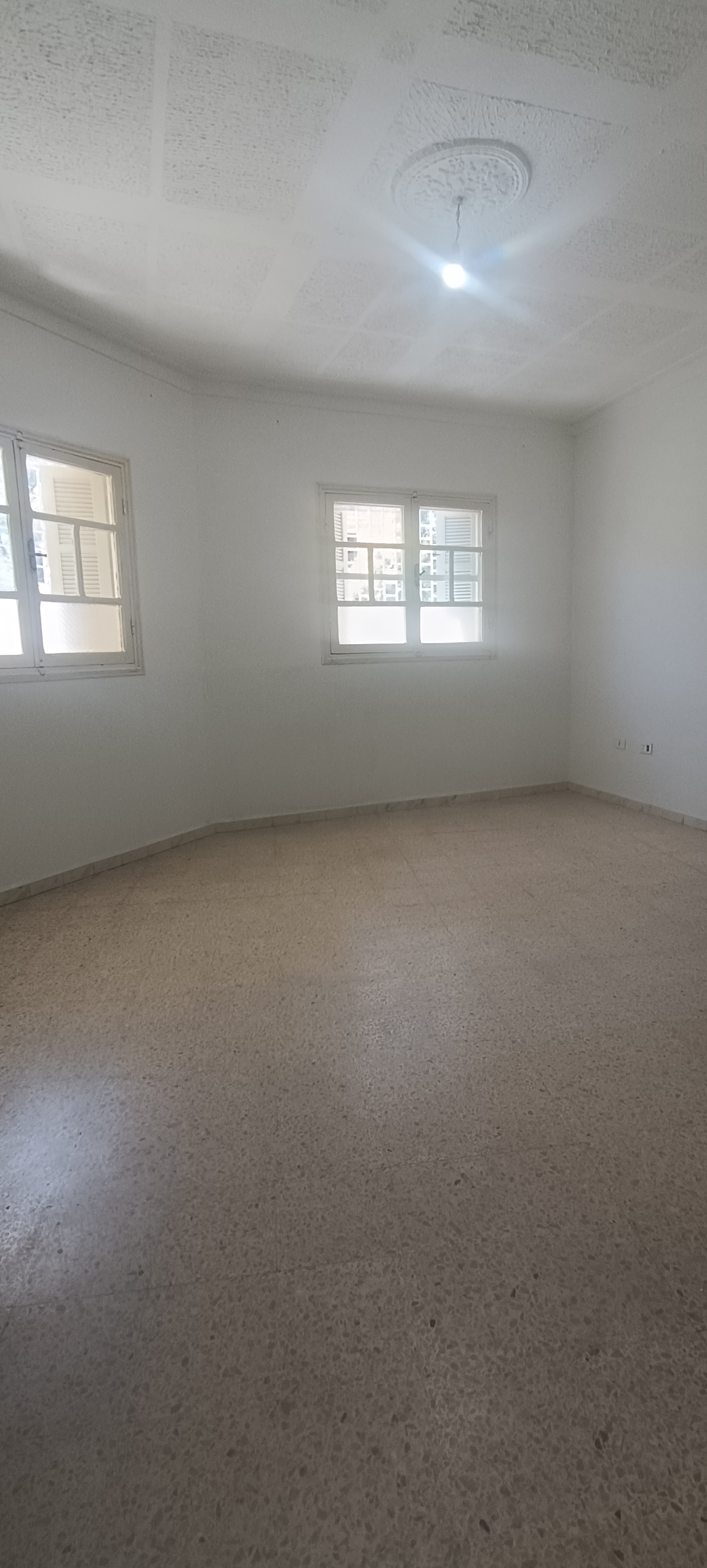 El Mourouj El Mourouj Location Appart. 4 pices Rdc d'une villa semir
