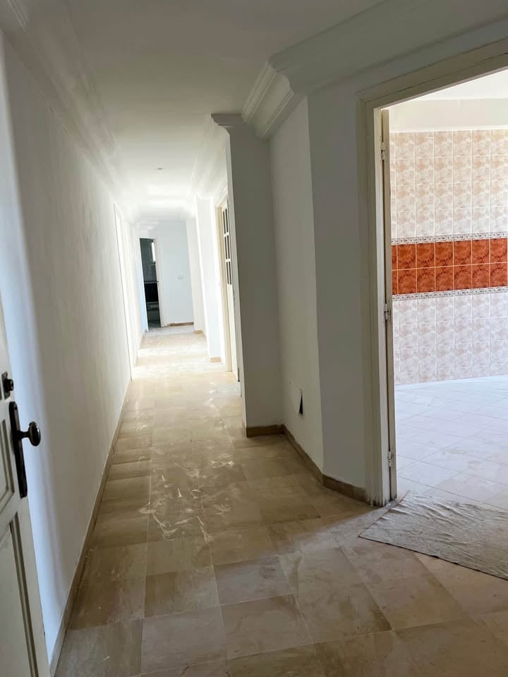 Cite El Khadra Cite El Khadra Location Appart. 4 pices Offre exclusive  alain savary